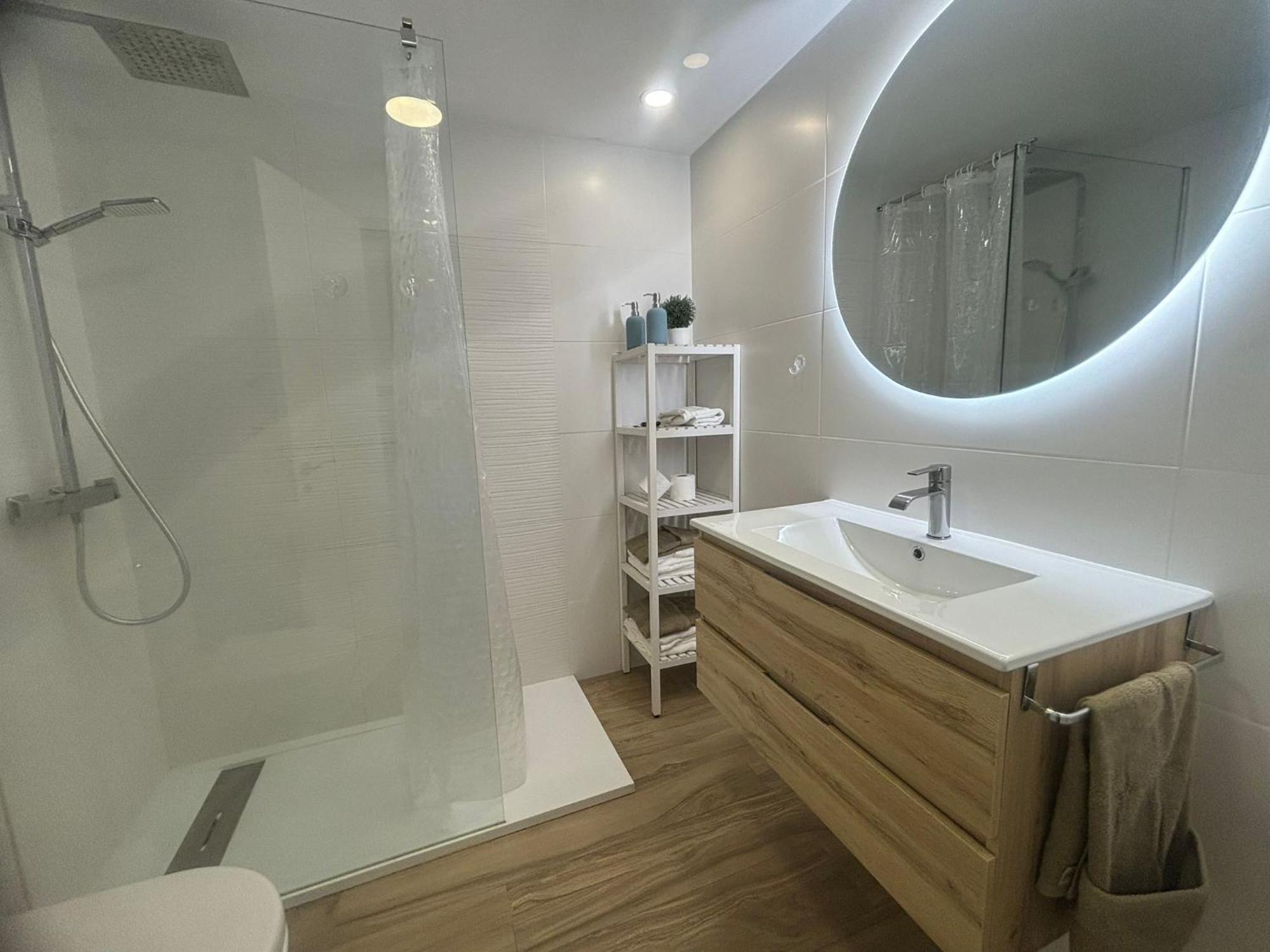 Apartamentos Benalbeach By Benalnova ベナルマデナ エクステリア 写真
