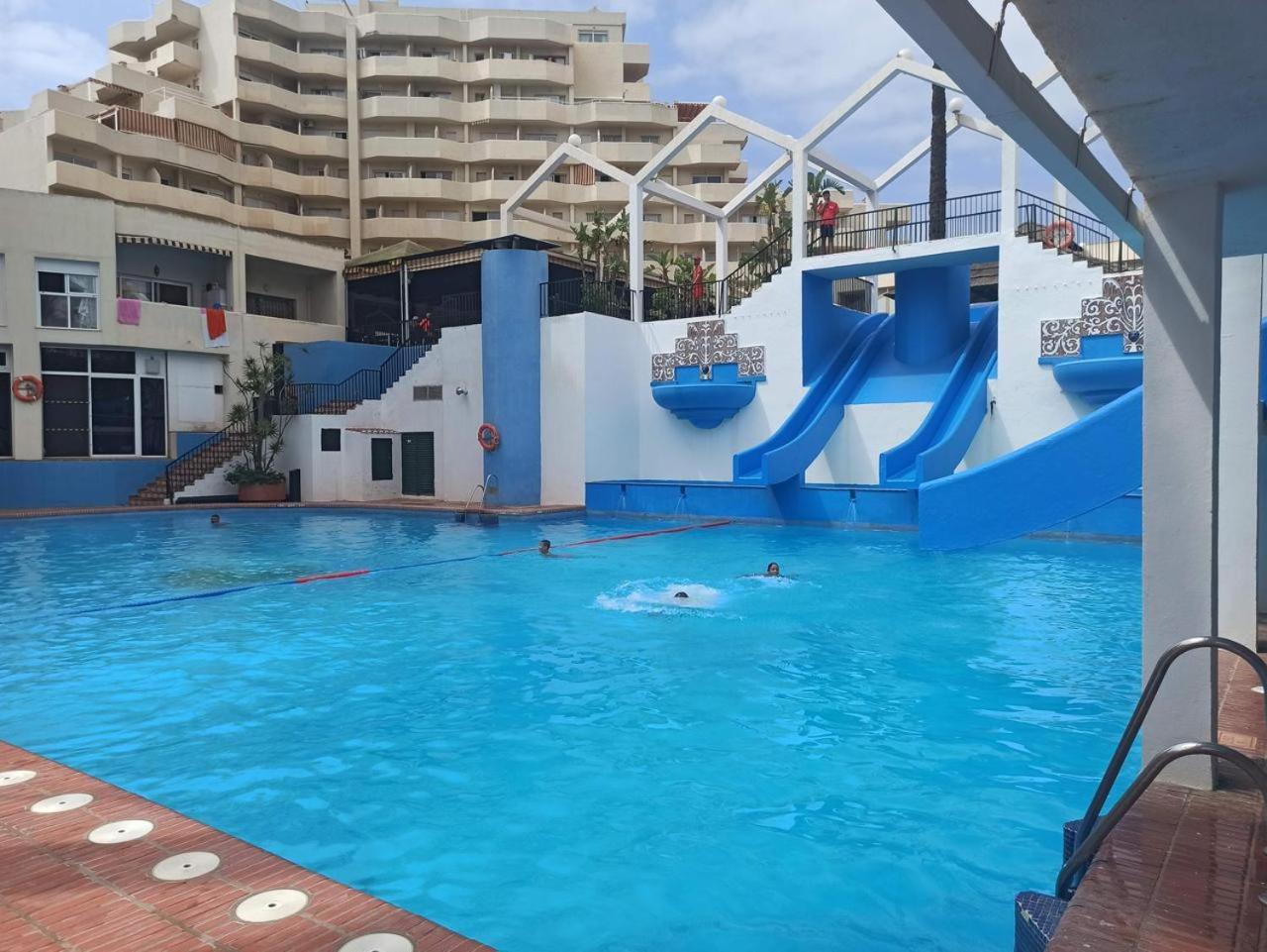 Apartamentos Benalbeach By Benalnova ベナルマデナ エクステリア 写真